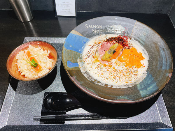 「白サーモン+サーモン飯+フレンチ和え玉」@サーモンnoodle3.0の写真