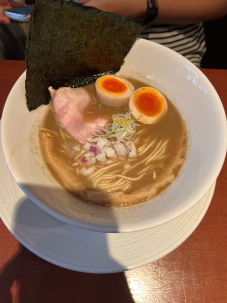 「濃厚煮干し蕎麦 950円」@酒肴場 屯の写真