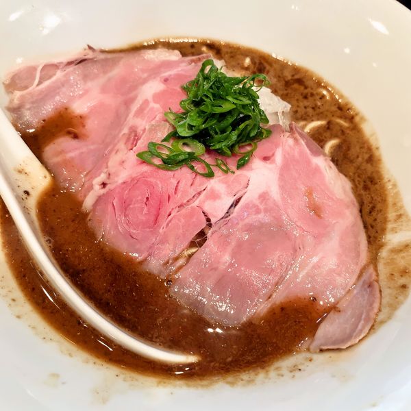 「焙煎濃厚煮干」@さんじの写真