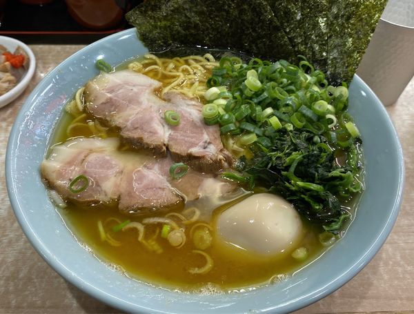 「特選ラーメン中 硬 多」@横濱ラーメン あさが家 本店の写真