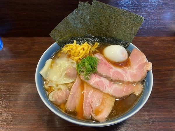 「特製醤油そば」@麺屋 ルリカケスの写真