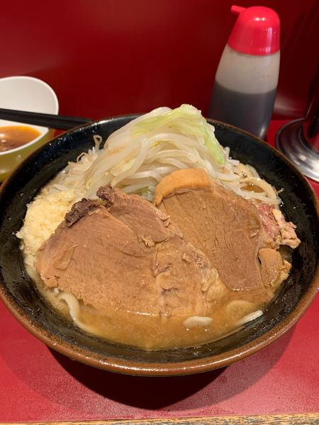 「ラーメン生卵」@ラーメン二郎 荻窪店の写真