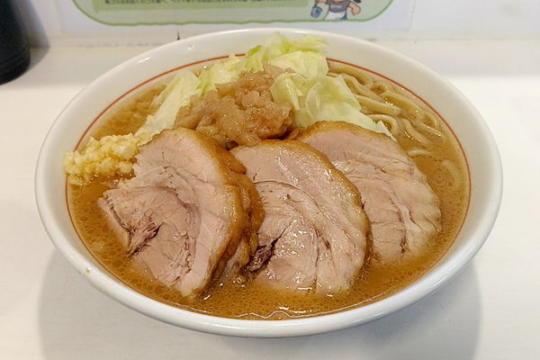 「小ラーメン９５０円+豚マシ１５０円」@ハイパーファットンの写真