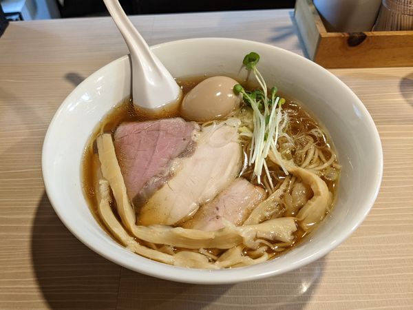 「特製香味中華そば」@麺屋 鶯 uguisuの写真
