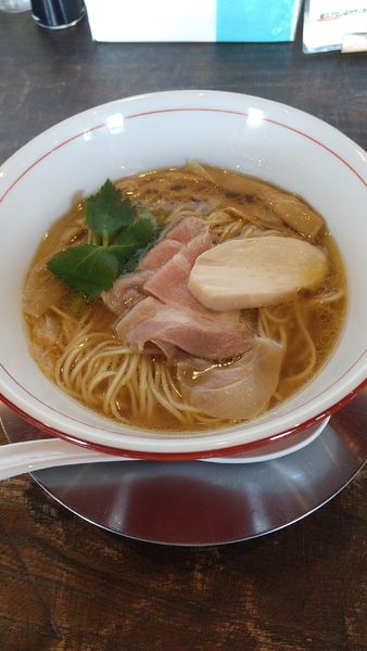 「醤油そば（細麺）」@自家製麺 オオモリ製作所の写真