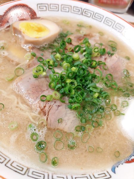 「玉子ラーメン」@博多ラーメン でぶちゃん 高田馬場本店の写真