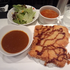 東京カレー屋名店会 有楽町イトシア店の画像