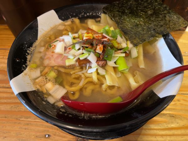 「すごい煮干ラーメン」@すごい煮干ラーメン凪 新宿ゴールデン街店 本館の写真