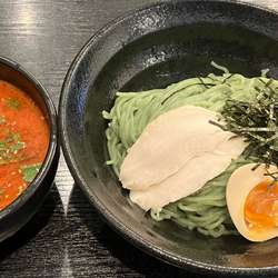 翡翠麺の冷やし坦々麺880円他