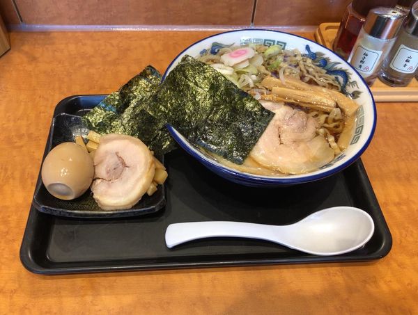 「中華そば」@舎鈴 流山おおたかの森店の写真