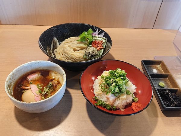 「特製醤油つけ麺 ネギ飯」@支那蕎麦屋 藤花の写真