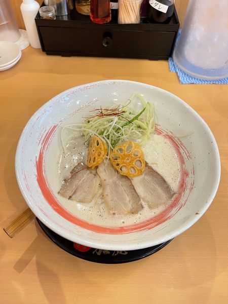「虎のスーパーエースラーメン（850円）」@九州ラーメン 加虎の写真