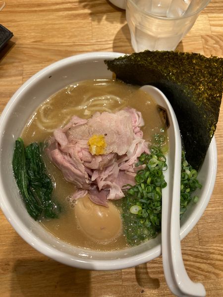「濃厚真鯛ラーメン」@真鯛らーめん 麺魚 五反田店の写真