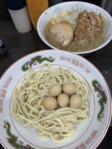 「つけ麺950円 うずら100円 ほぐし豚100円」@ラーメン二郎 川越店の写真