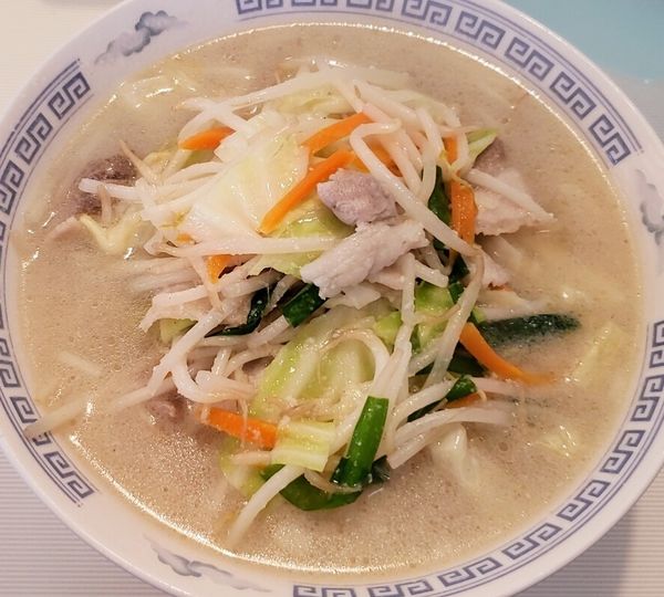 「【新メニュー】スタミナたんめん 850円」@塩子屋食堂の写真