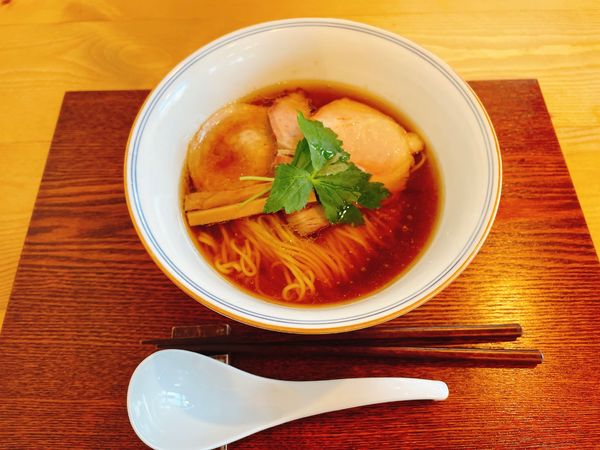 「醤油らぁ麺」@Ramen FeeLの写真