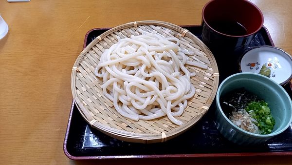 「ざるうどん」@珈琲・めん屋 ふぁーすとの写真