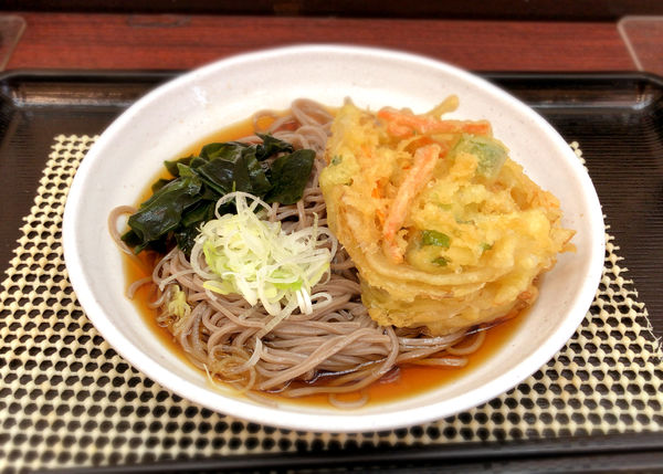 「かき揚げそば(480円)」@清水やの写真