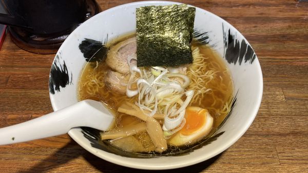 「支那そば」@ひじり屋 西新宿店の写真