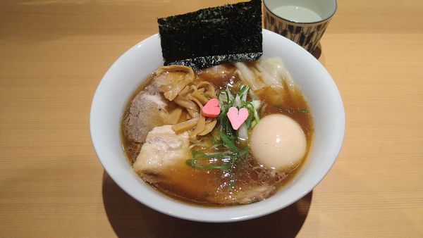 「特製醤油らぁ麺¥1600-」@らぁ麺 恋泥棒の写真