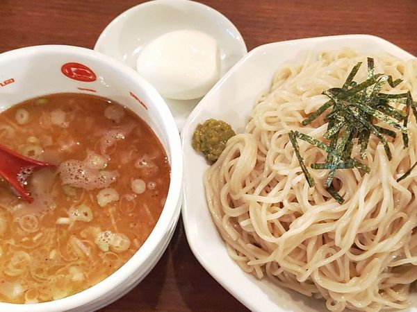 「つけ麺（大盛）＋ゆで玉子」@ラーメン 唐そば 渋谷2丁目店の写真