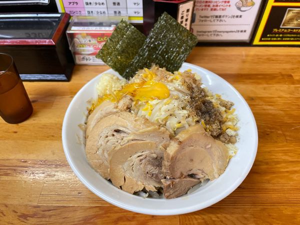 「MAZEそば DX盛り」@麺屋 ガテン なんば心斎橋 総本店の写真