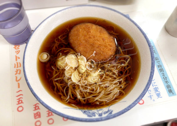 「コロッケそば(460円)」@新角の写真