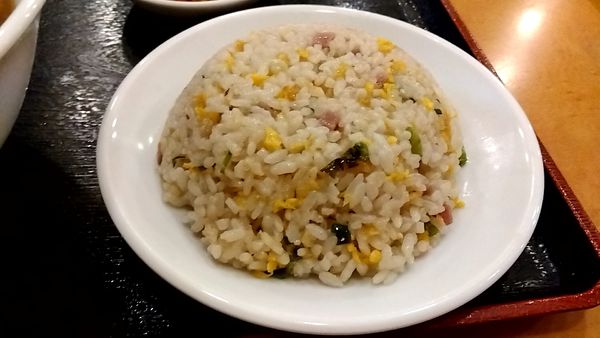 「半チャーハン」@紅華苑の写真