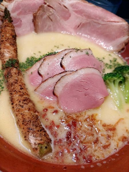 「極白」@麺巧 潮の写真