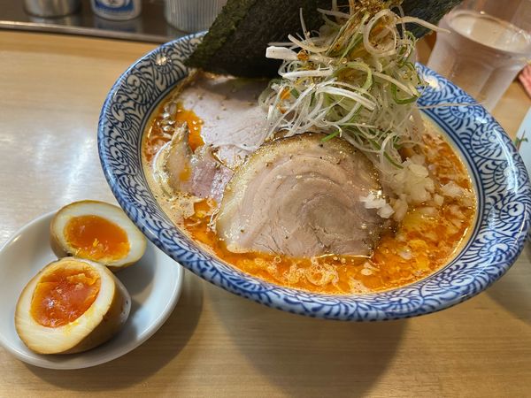 「ごまの辛いそば」@中華そば 多賀野の写真