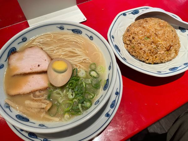 「半やきめしセット」@らあめん 渋谷三丁目の写真