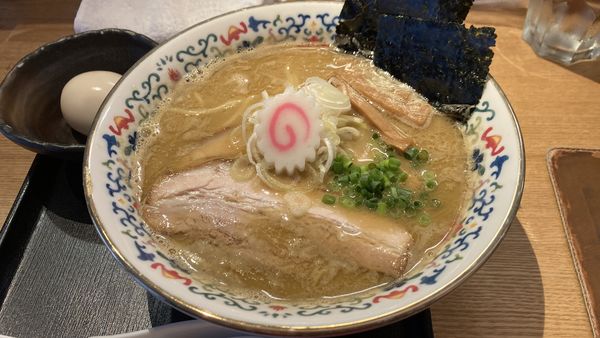 「濃厚煮干しそば」@中華そば 勝本の写真