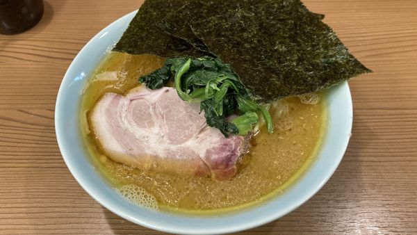 「ラーメン」@家系らーめん 武将家 外伝の写真