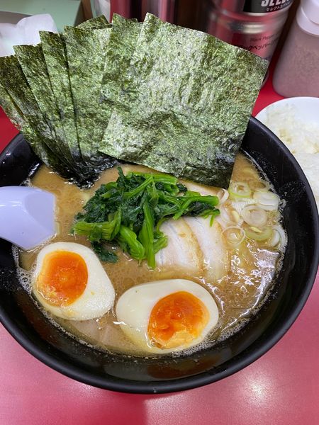 「粋特豚骨醤油らーめん　750円」@赤羽らーめん 粋の写真