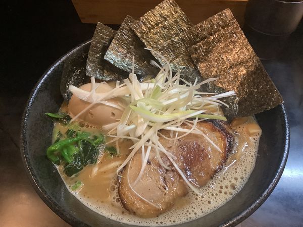 「味玉とんこつ魚介 900円」@らぁ麺家康 千城台店の写真