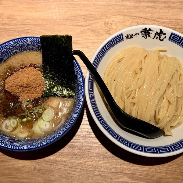 「濃厚つけ麺（1,000円）」@麺や 兼虎 博多デイトス店の写真