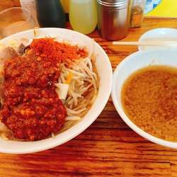 ぶた入りオロチョンスープつけめん中盛り