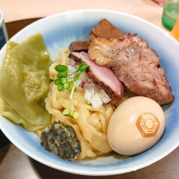 「特製あぶらそばこっさり煮干し」@手打麺祭 かめ囲の写真