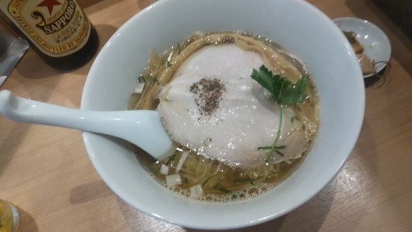「トビウオの塩らーめん」@らぁ麺 はやし田 赤羽店の写真