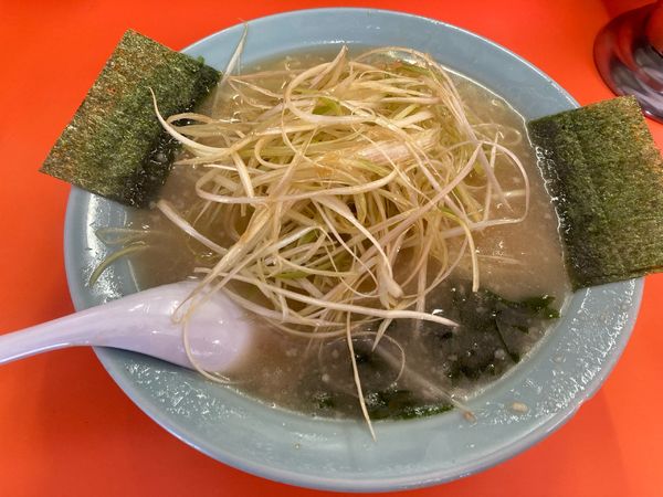 「ネギラーメン(並)  750円」@ラーメンショップ 小野路店の写真