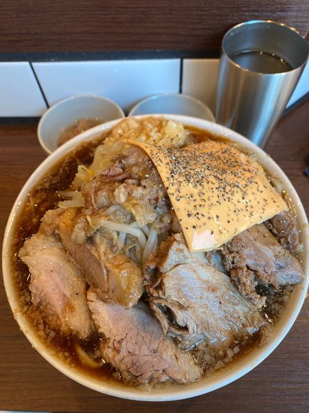 「ラーメン　豚増しハーフ　チーズ」@Life is Better...from Yume Wo Katareの写真