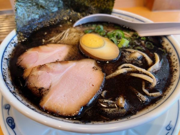 「渋三ブラック」@らあめん 渋谷三丁目の写真