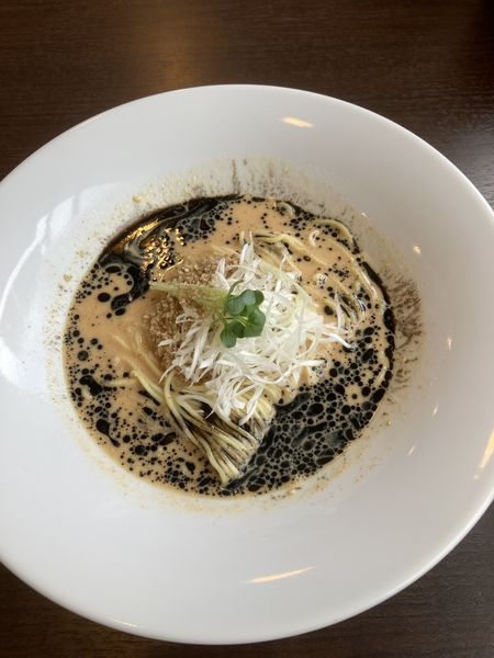 「ごま屋　坦々麺　黒」@ごま屋の写真