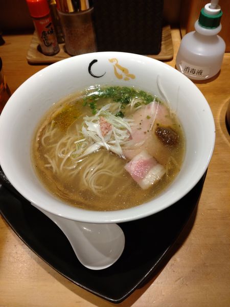 「真鯛と蛤の塩そば」@SOBAHOUSE 金色不如帰 新宿御苑本店の写真