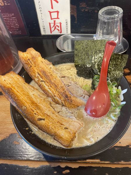 「アンドレ・ザ・チャーシュー麺（1660円）＋特盛（100円）」@一骨家の写真