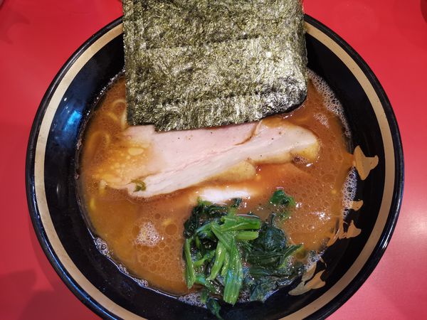 「ラーメン並」@横浜家系ラーメン 大﨑家の写真