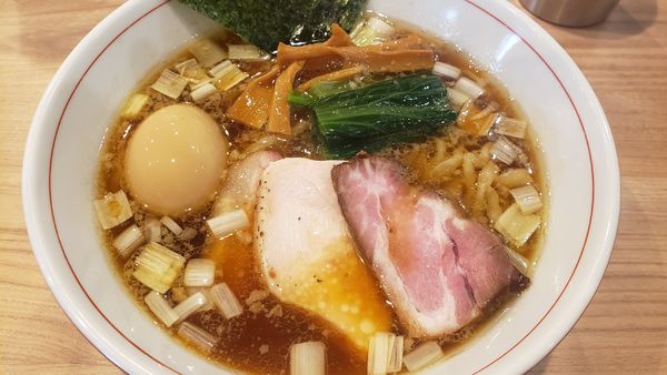 「味玉手揉み中華そば 醤油」@麺処 にし尾の写真