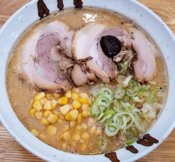 「白味噌らあめん ひでまるStyle 950円」@極太めん ひでまる 千波店の写真