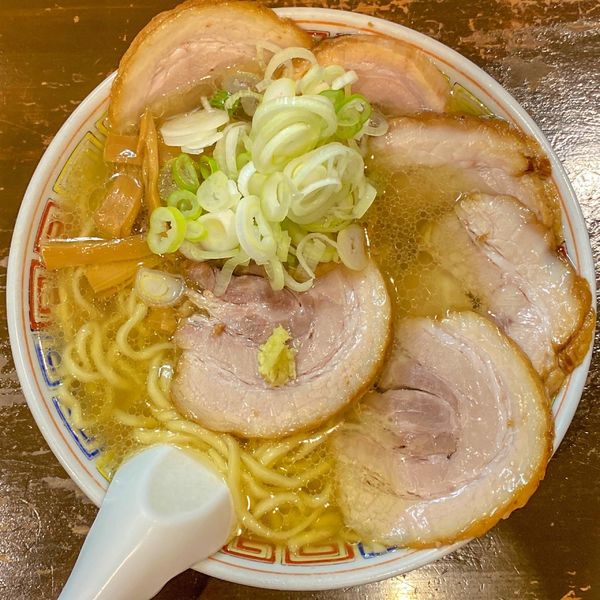 「塩中華（中太麺）¥740 肉 ¥300」@丸中華そばの写真