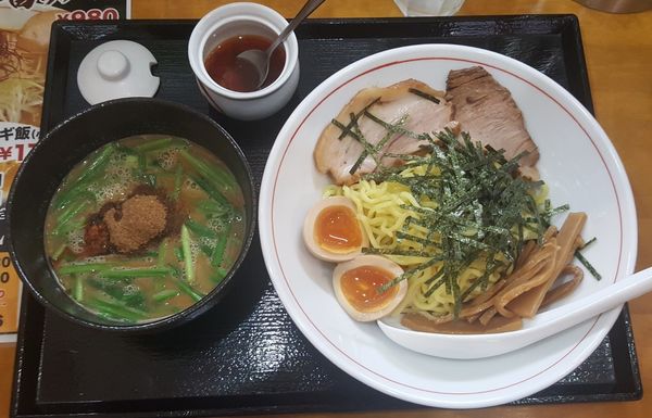 「濃厚魚介辛つけ麺」@らぁー麺や くろべいの写真